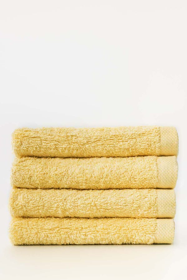 UAE -Vanilla Combed 4 Pcs Towel Set