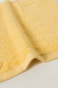 UAE -Vanilla Combed 4 Pcs Towel Set