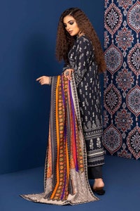 UAE -3PC Khaddar Printed Unstitched Suit K-32033