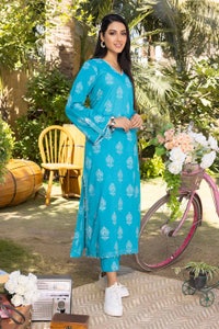 UAE -2PC Lawn Silver Printed Unstitched Suit TL-32042