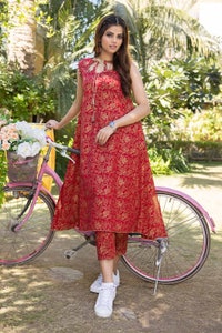UAE -2PC Lawn Gold Printed Unstitched Suit TL-32044