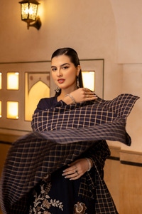 UAE -Ayudia Khaddar Embroidered 3Pcs Suit WGK-AYW-DE-3226