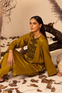 UAE -Cotail Embroidered Shirt And Trouser WGK-CTW-DE-2951