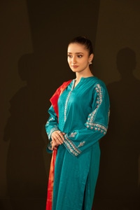 UAE -Jacquard Embroidered Shirt And Jacquard Dupatta WGK-JQW-DE-2960