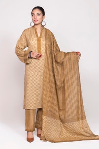 UAE -Rozana Printed Shirt And Trouser With Dupatta WGK-LWS-DP-2218