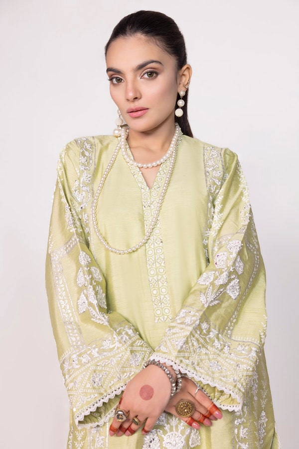 UAE -Tehwaar Raw Silk Block Print Shirt And Trouser WGK-RSS-SP-2221