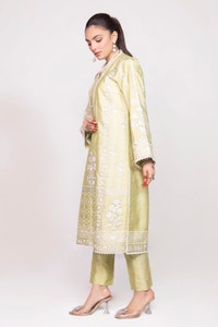 UAE -Tehwaar Raw Silk Block Print Shirt And Trouser WGK-RSS-SP-2221