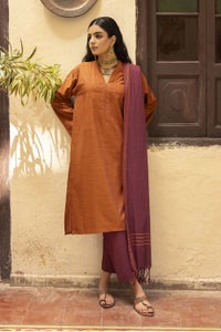 UAE -Yarn Dyed Shirt And Trouser With Dupatta WGK-YDS-DE-2558