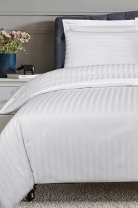 UAE -White Stripe Satin T-250 Quilt Cover Set 22B