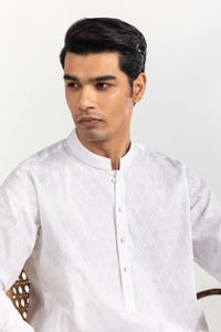 UAE -White Basic Kurta KR-PLN22-022