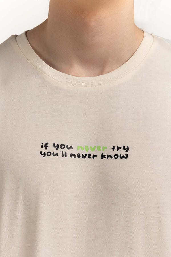 UAE -White Graphic Tee TS-CNSJ23-100