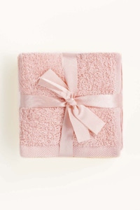 UAE -Wing Combed 4 Pcs Towel Set