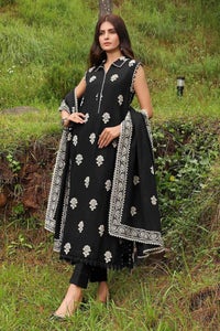UAE -3PC Velvet Jacquard Unstitched Suit KVJ-32001