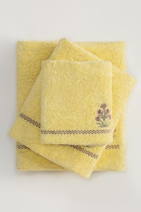 UAE -Yellow Combed 3 Pcs Emb Towel Set